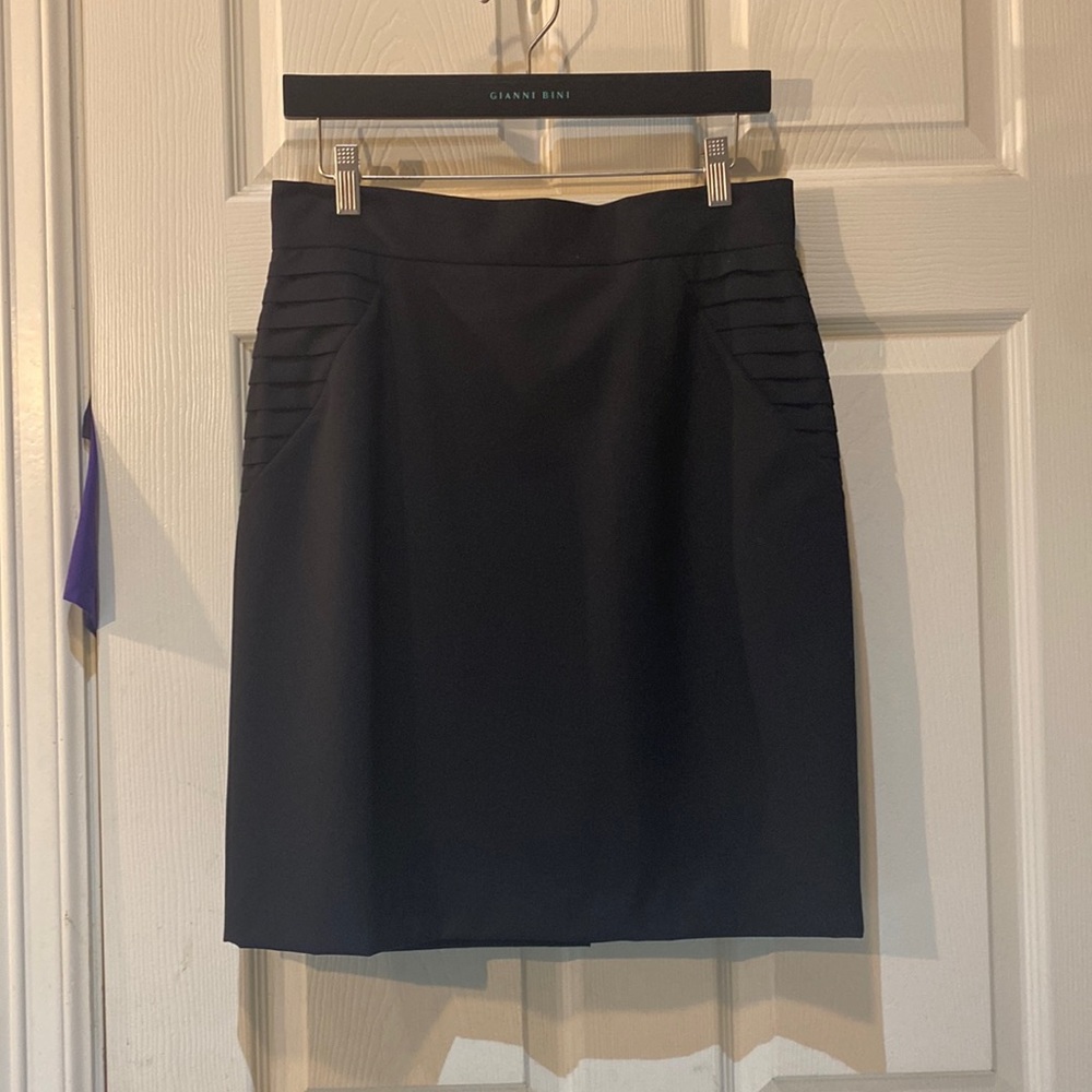 NWT Gianni Bini black pencil skirt size 6